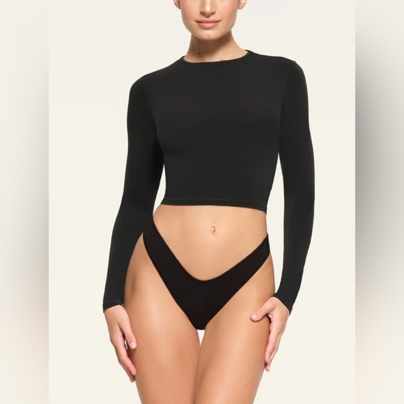 SKIMS Tops - Skims New Vintage CROPPED LONG SLEEVE T-SHIRT Washed Onyx XXSMALL  NWT